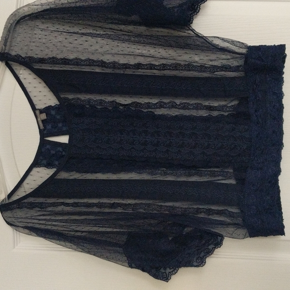 Charlotte Russe Women's Sheer Navy Blue Top - Picture 3 of 7